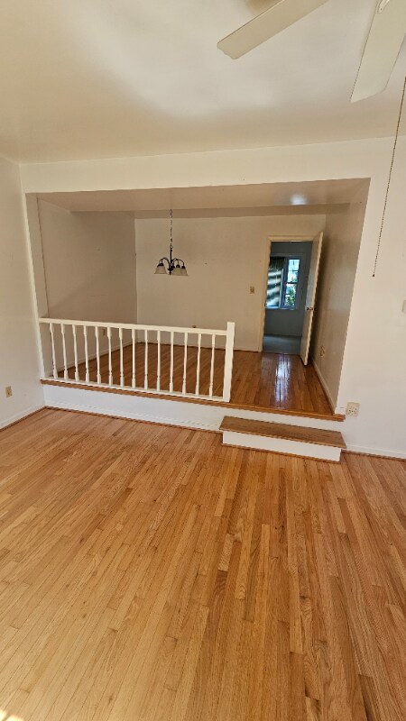 Building Photo - 118 Camelot Ct
