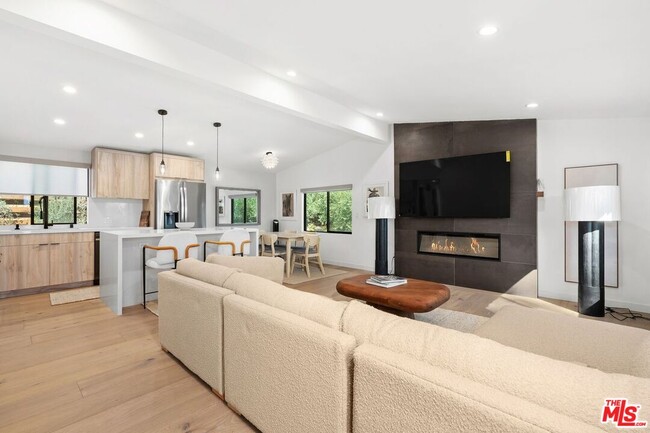 Building Photo - 27357 Pacific Coast Hwy