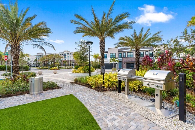 Building Photo - 8366 NW 7th Ct