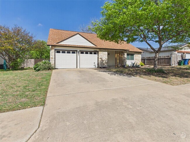 Building Photo - 12600 Esplanade St