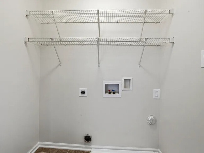 Building Photo - Earn Wealth While Leasing - Like a Homeowner - Lease to Own