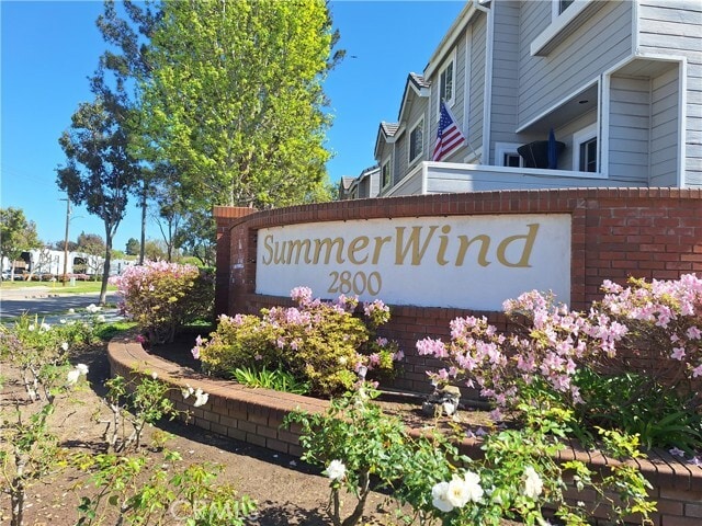 Building Photo - 2800 Plaza del Amo