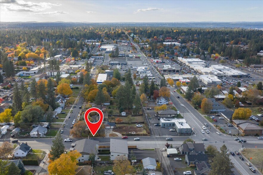 Building Photo - 3201 E 30th Ave