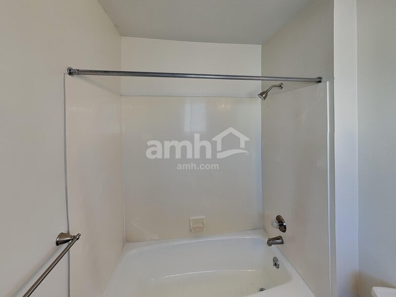 Building Photo - 8384 S Etude Dr