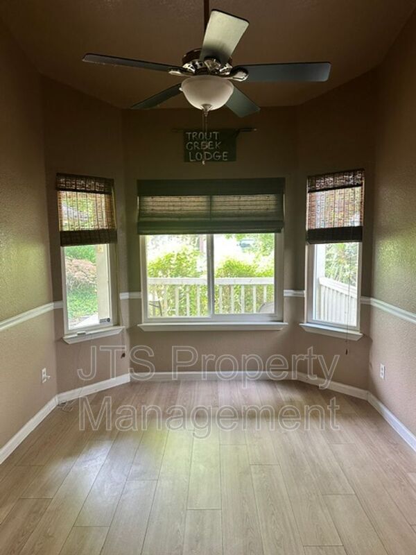 Building Photo - 9349 Newington Way