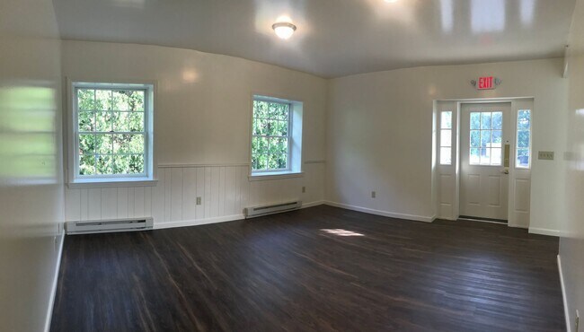 Building Photo - 145 N Gill St