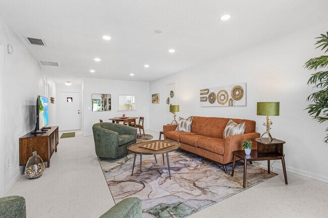 Building Photo - 6731 Panther Ln