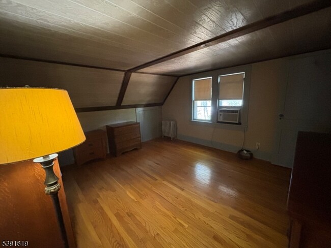 Building Photo - 211 Washington St