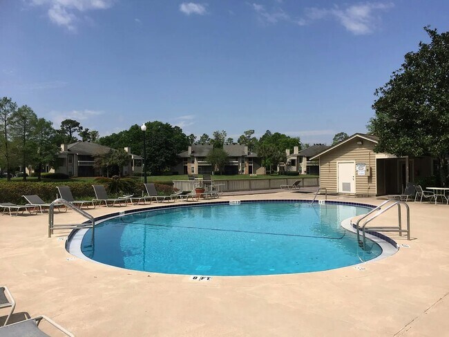 Building Photo - 10200 Belle Rive Blvd