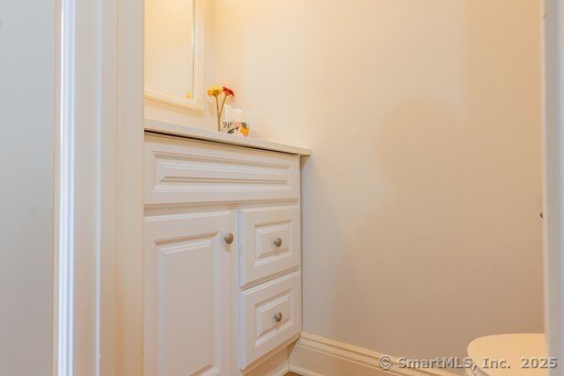 Building Photo - 81 Park Ave