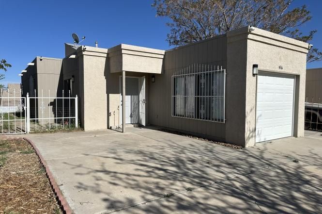 Building Photo - 936 W Sky St SW