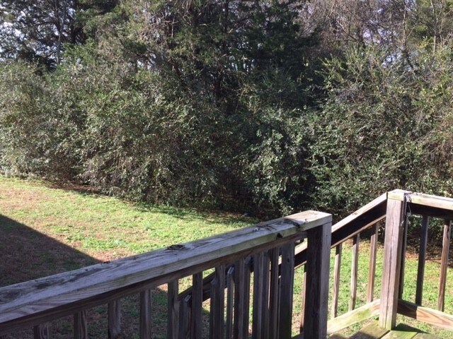 Building Photo - 3 bedroom 2 bath home in Stewarts Creek area.