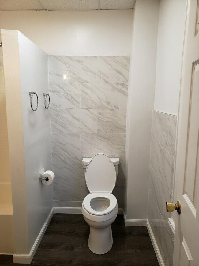 Downstairs Bath - 19 Walnut St