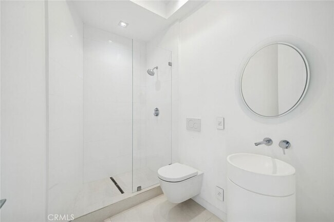 Building Photo - 4607 Perham Rd