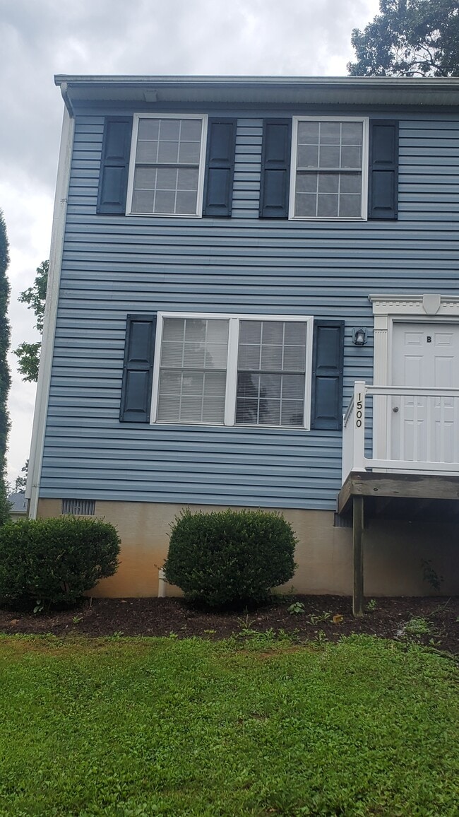 Building Photo - Hudson Property Group, LLC (1500)