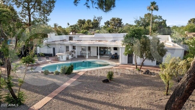 Building Photo - 6149 E Delcoa Ave