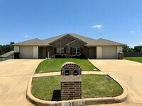 Building Photo - 309 Princess Place