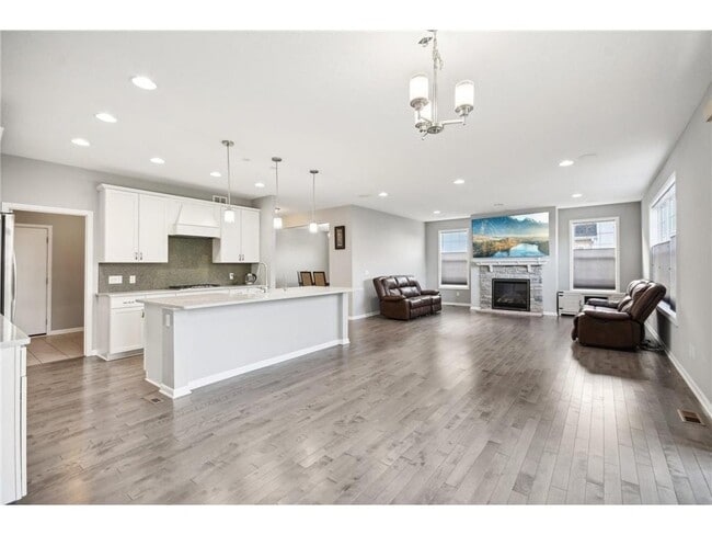 Building Photo - 15735 Fair Hill Way
