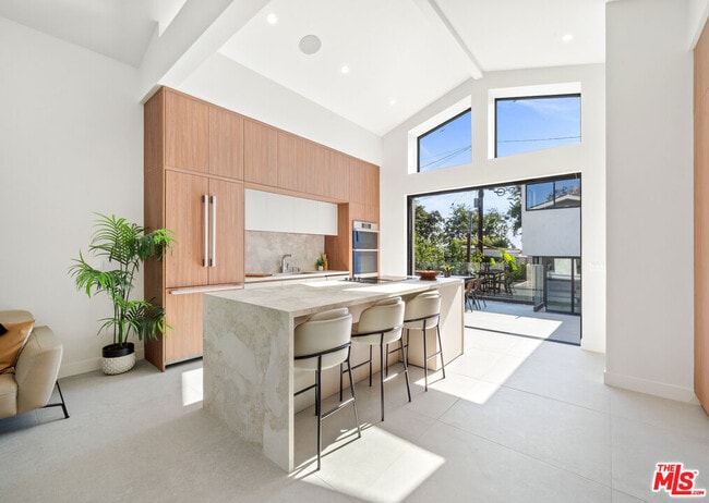 Building Photo - 8982 Norma Pl