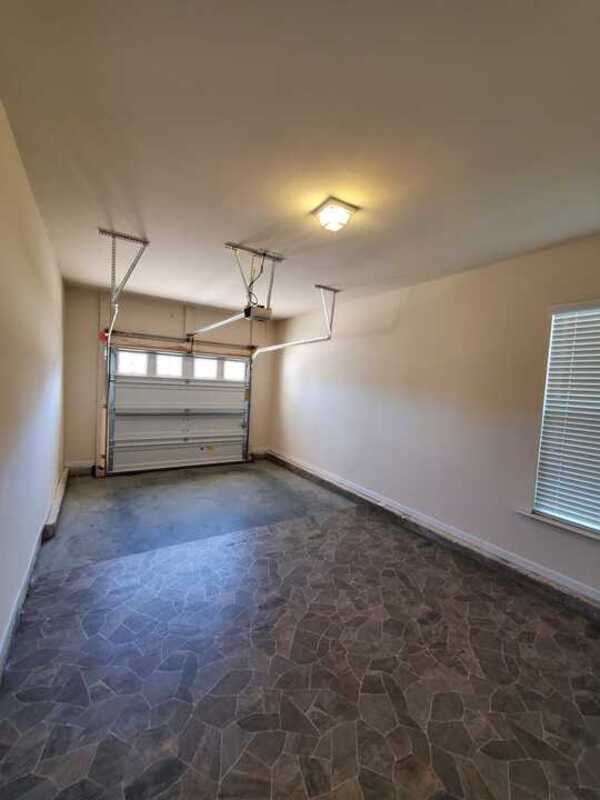 Building Photo - 1007 Anatrella Ln NW