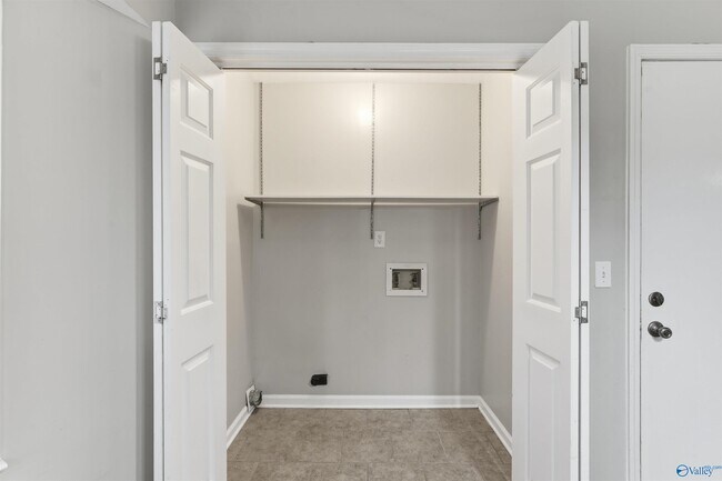 Building Photo - 121 Grayson Ave