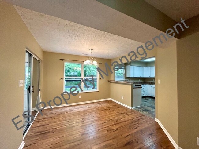 Building Photo - Wonderful 3 Bedroom 2.5 Bathroom Two Story...