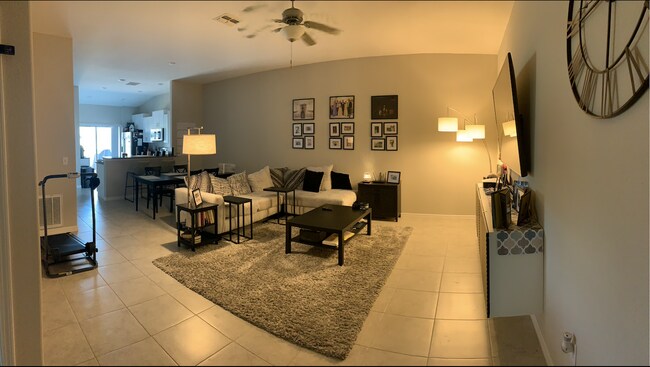 Building Photo - 13335 Crest Lake Dr