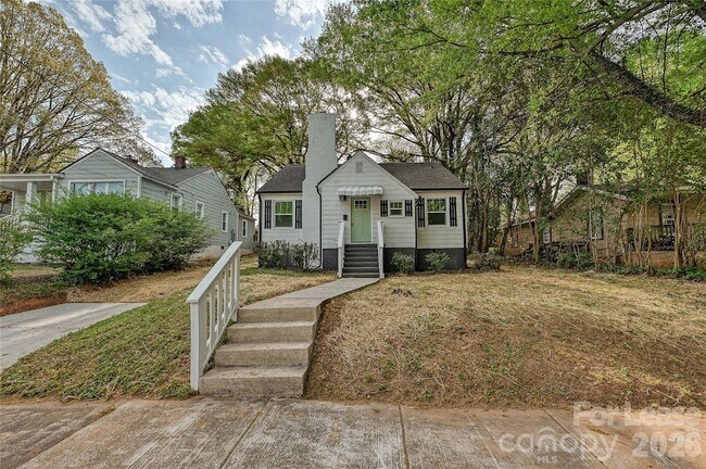 Building Photo - 3108 Rush Ave