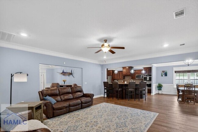 Building Photo - 99 Blueberry Ct NE