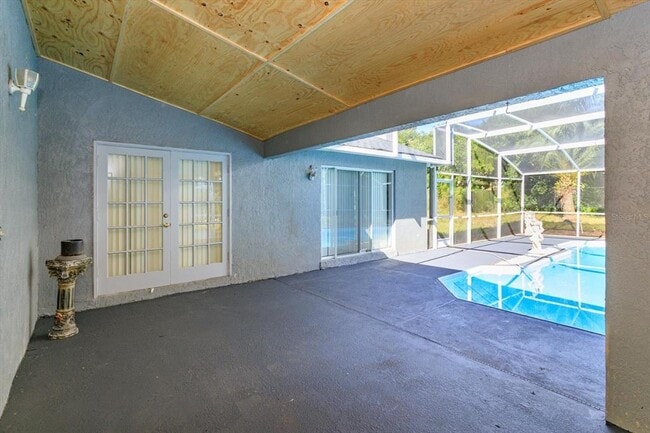 Building Photo - 5955 Kenlyn Ct