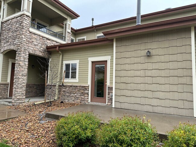 Building Photo - 2BD 2Bath with Office