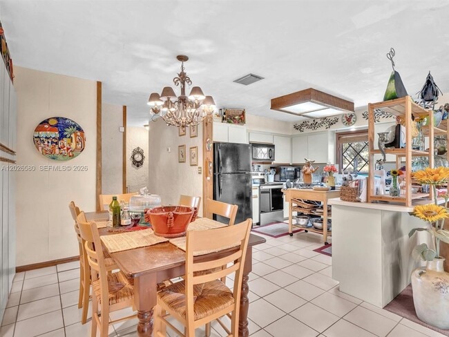 Building Photo - 5310 SW 109th Ave