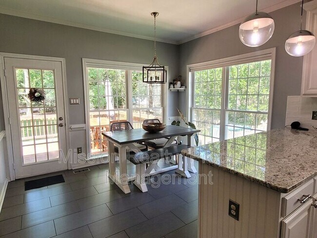 Building Photo - 9006 Birdsong Creek Ct