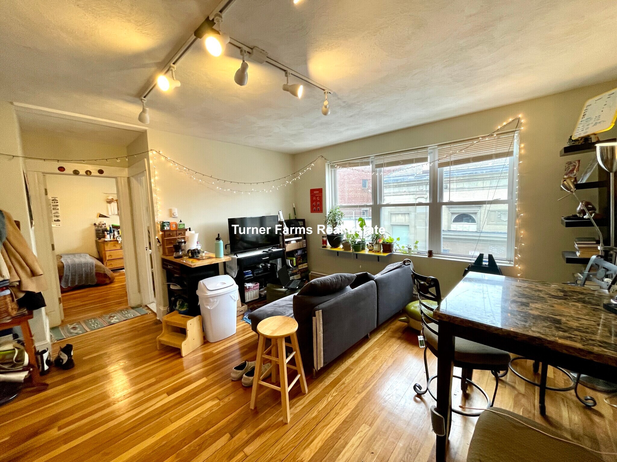 Building Photo - 406 Highland Ave