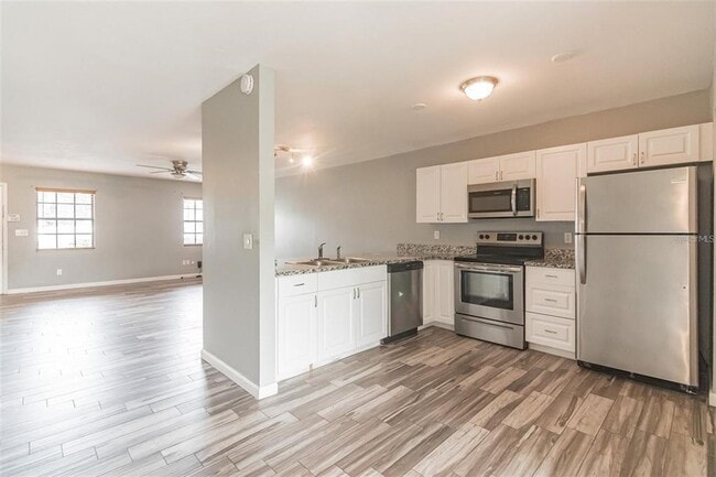 Building Photo - 5323 Ladywell Ct