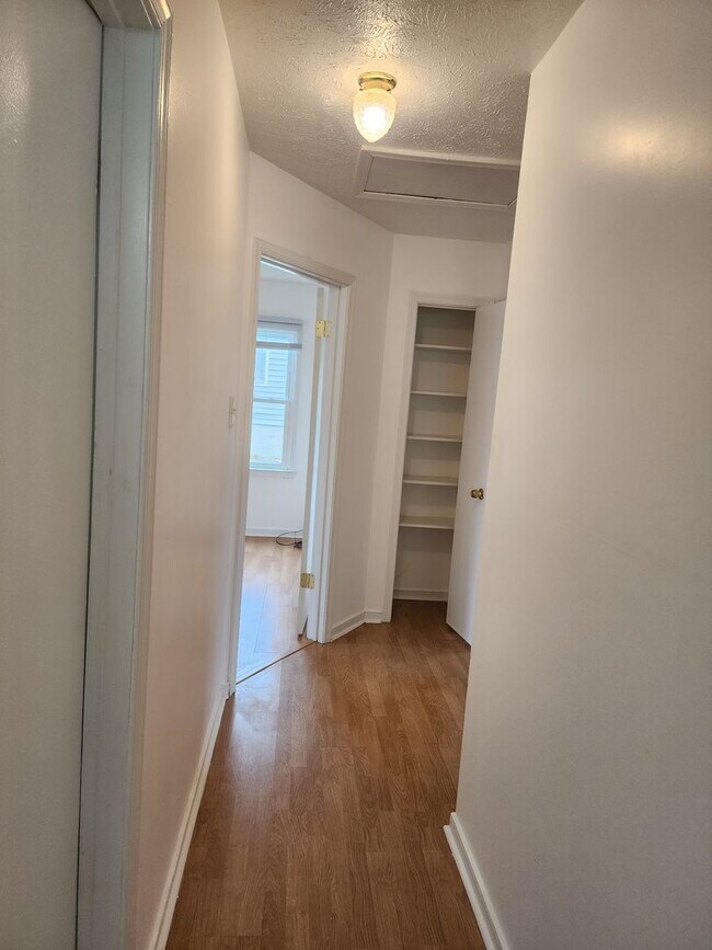 Building Photo - 5506 Dendron Dr