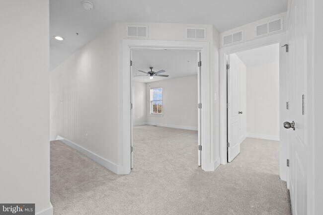 Building Photo - 148 W Baltimore St