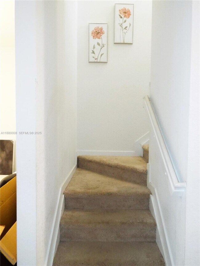 Building Photo - 2363 SE 11th St