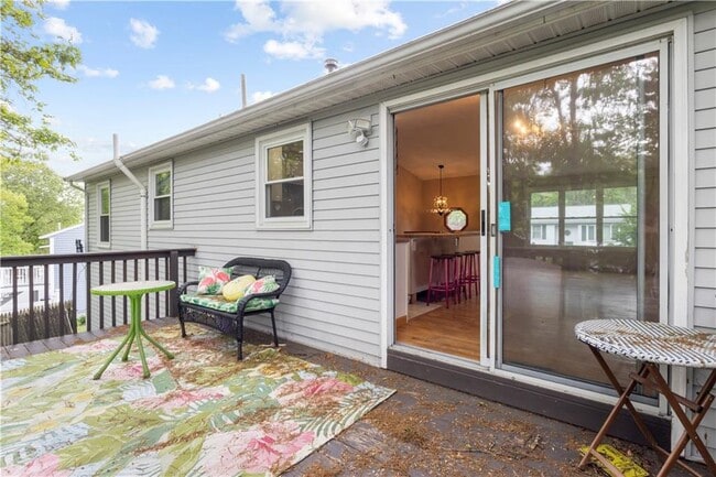 Building Photo - 32 Lawnacre Dr