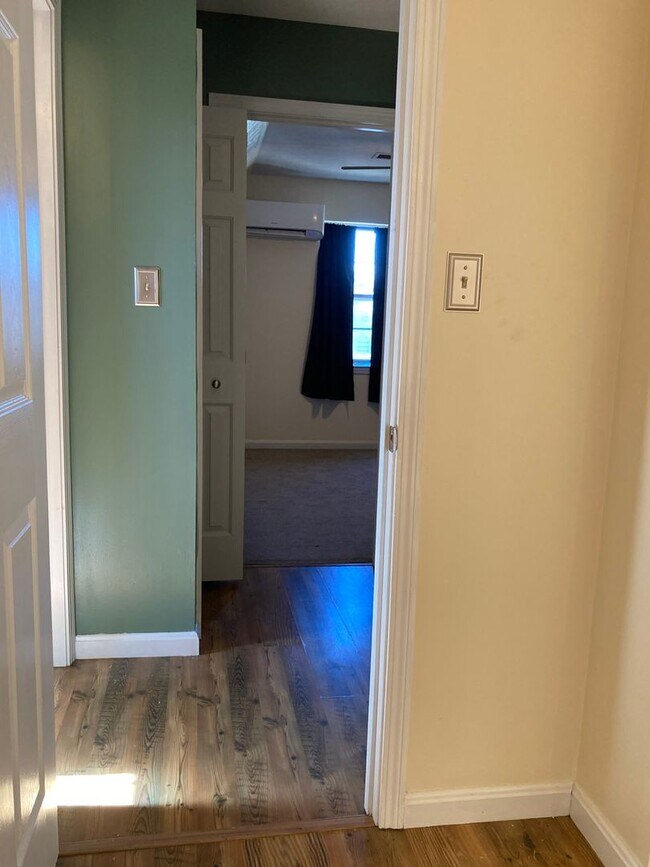 Building Photo - **Backyard offers County Setting in City L...