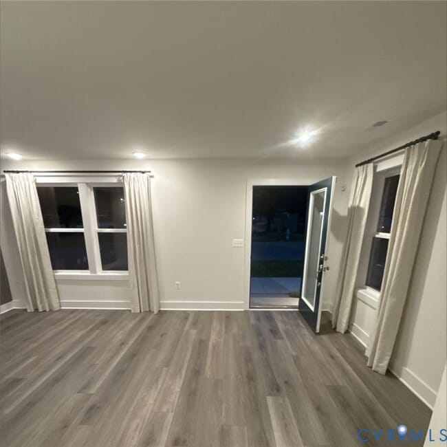 Building Photo - 10199 Blue Wing Ln