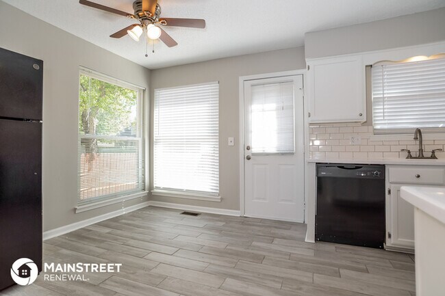 Building Photo - 1440 N Prince Edward Island