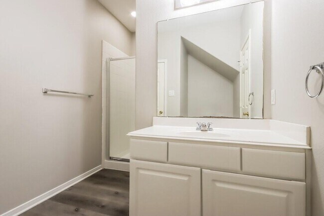 Building Photo - 12327 Landsdown Ridge Way