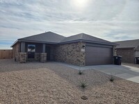 Building Photo - 528 Boxelder Dr