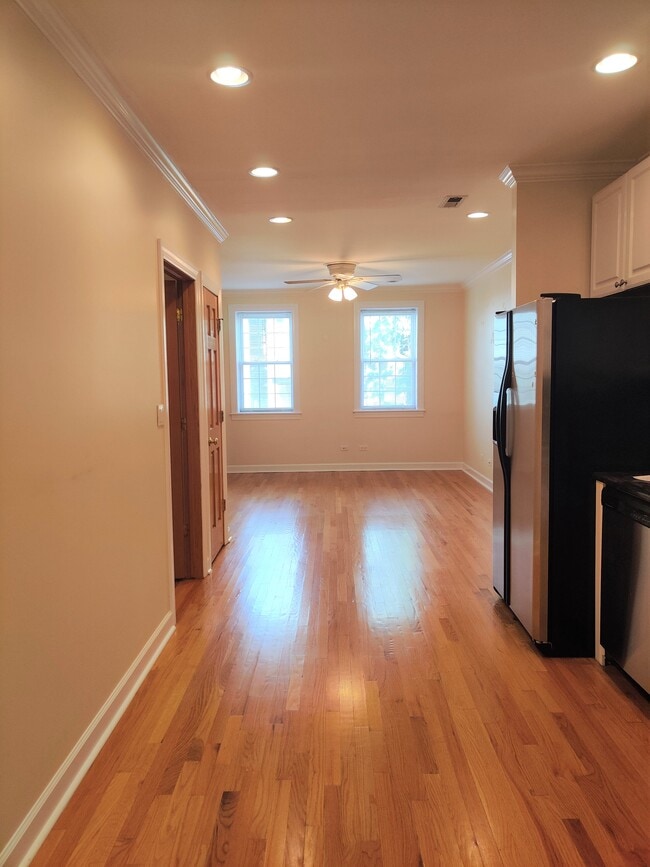 Building Photo - 730 N Elizabeth St