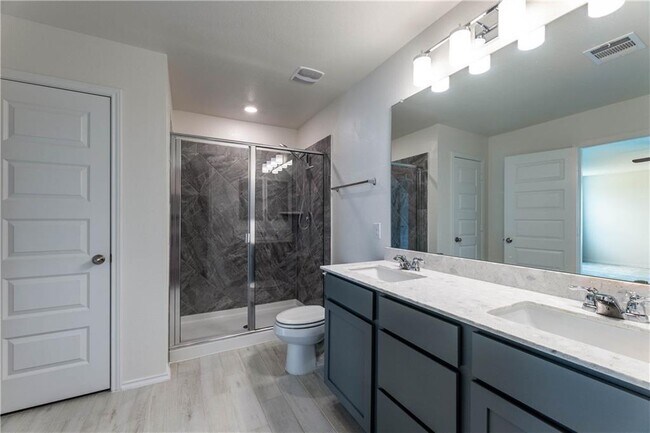 Building Photo - 316 Los Cobos Ln
