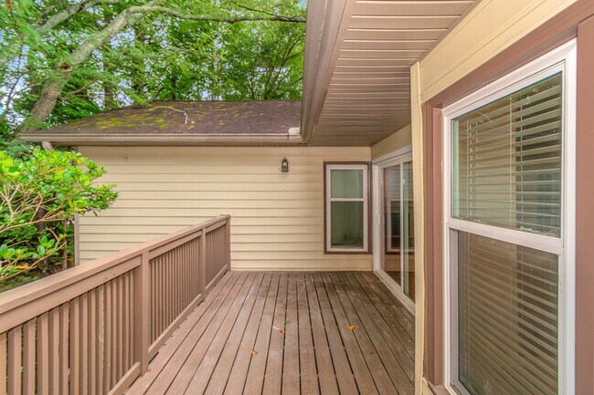 Building Photo - 508 Garden Ct