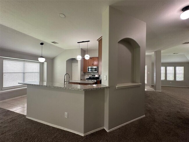 Building Photo - 2704 Quail Dove Ln