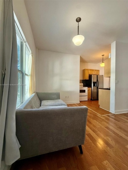 Building Photo - 4035 Meridian Ave