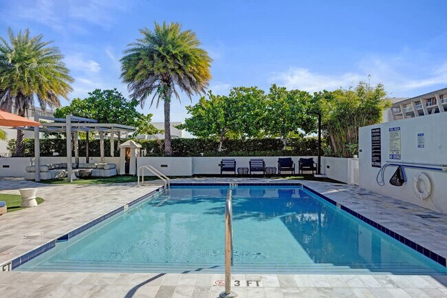 Building Photo - 1220 17th St